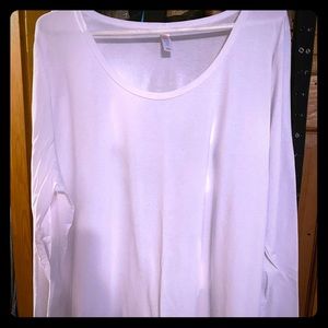Long sleeved tshirt